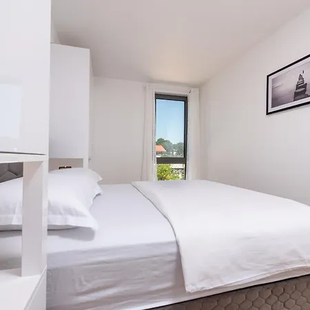 Bingo Borik アパート *